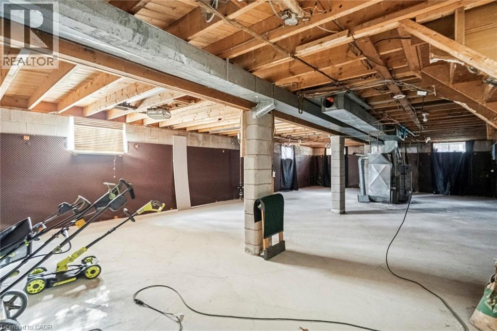 16 Green Meadow Way, Dundas, Ontario  L9H 3Z3 - Photo 26 - 40788567