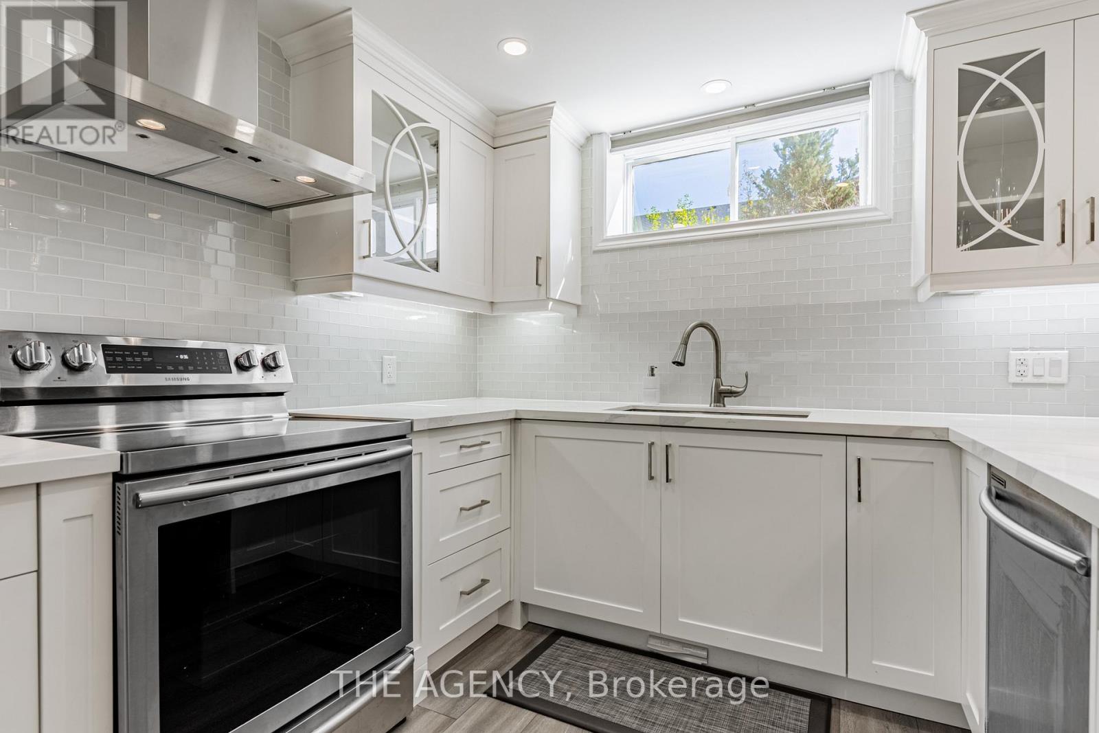 33 Ascalon Drive, Vaughan, Ontario  L6A 0M5 - Photo 25 - N12552996