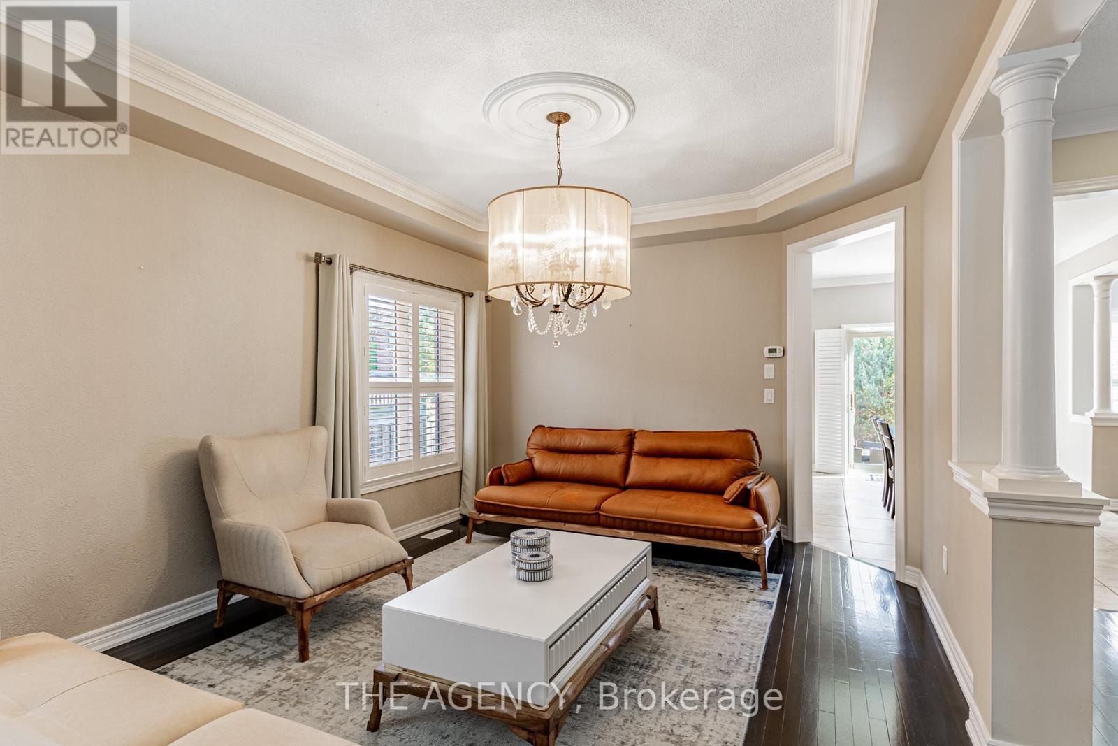 33 Ascalon Drive, Vaughan, Ontario  L6A 0M5 - Photo 3 - N12552996