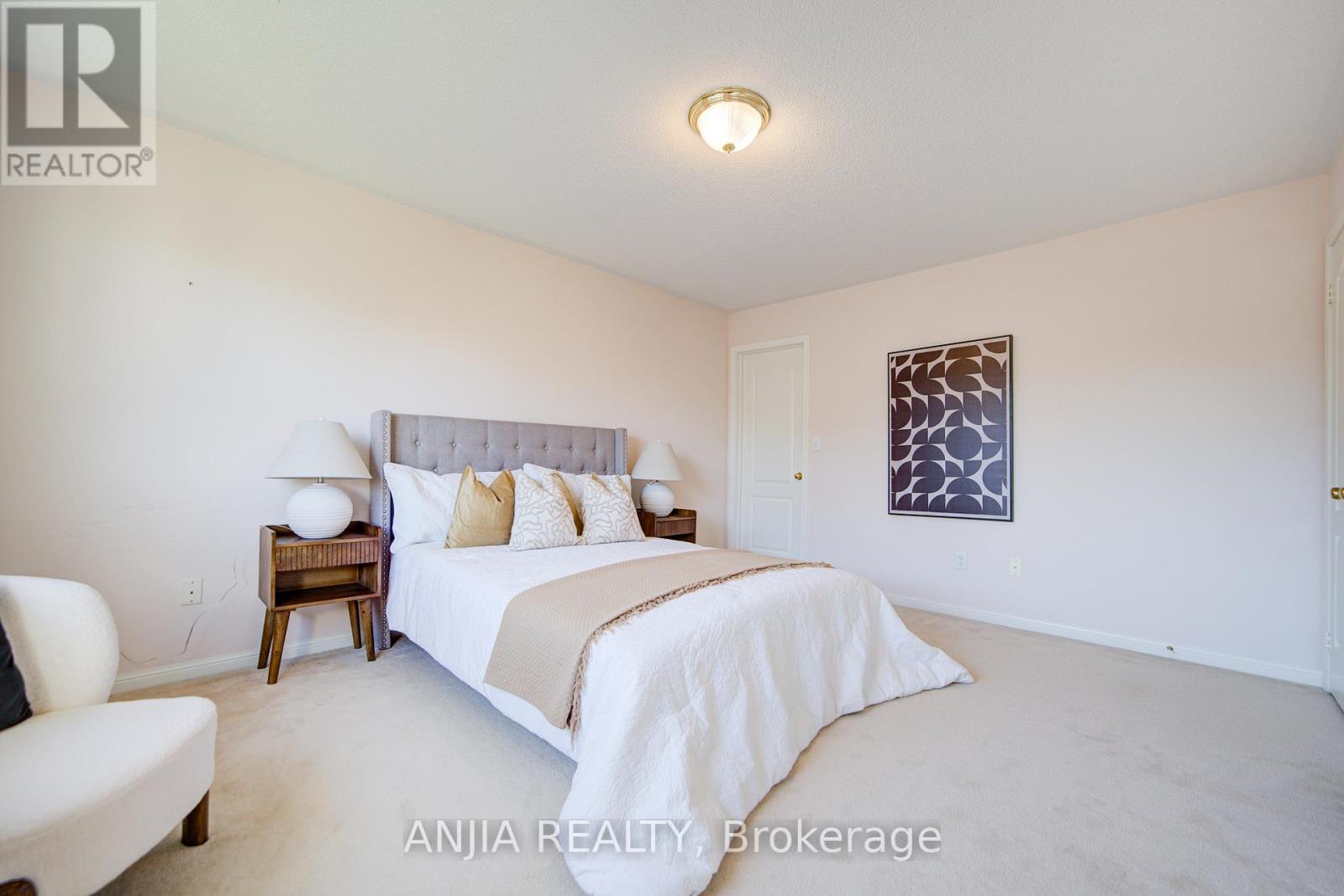 131 Winston Castle Drive, Markham, Ontario  L6C 2G7 - Photo 33 - N12553016