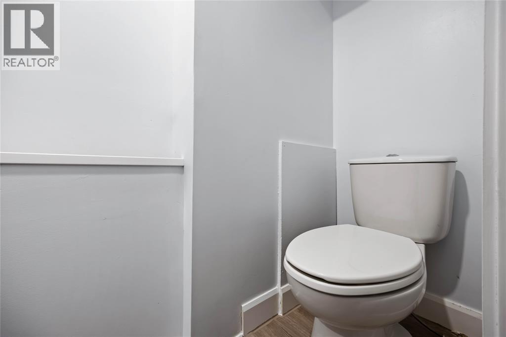 110 Fairview Place, Sarnia, Ontario  N7S 4E1 - Photo 23 - 25024707