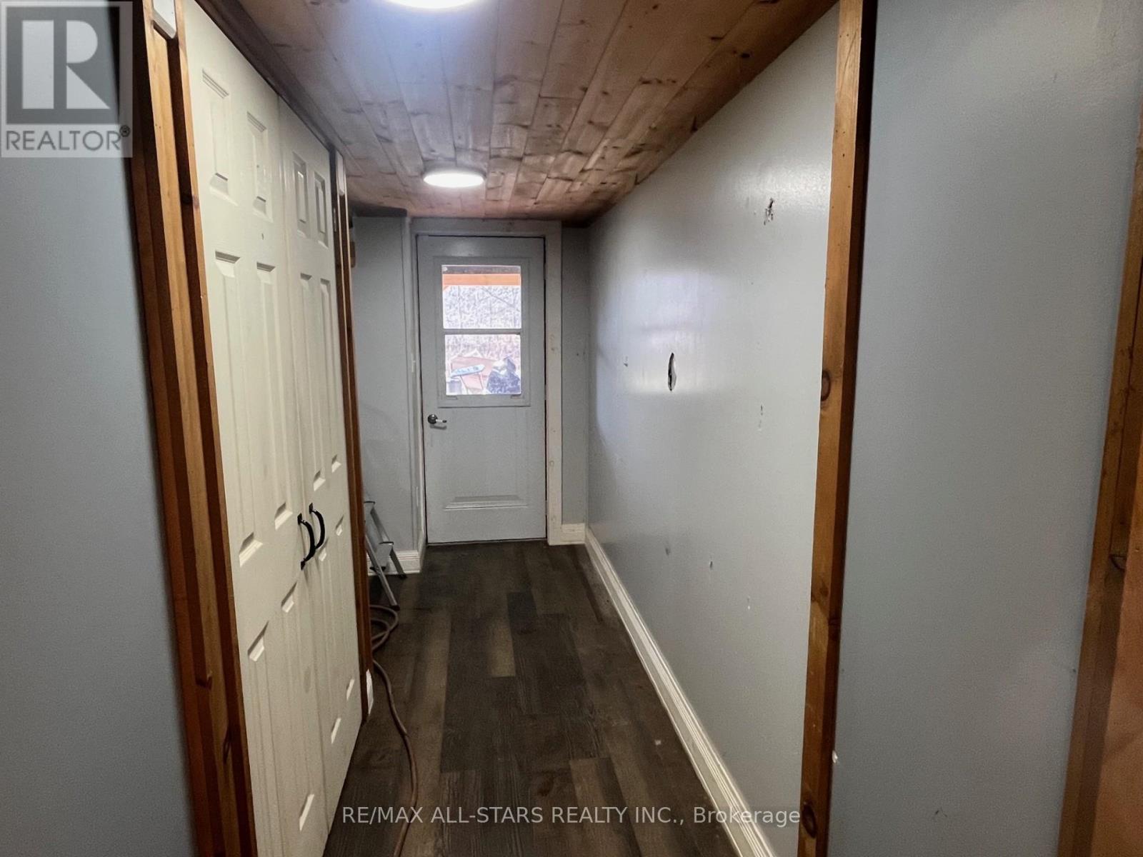 211 Burnt River Road, Kawartha Lakes, Ontario K0M 1C0 - Photo 14 - X12553102