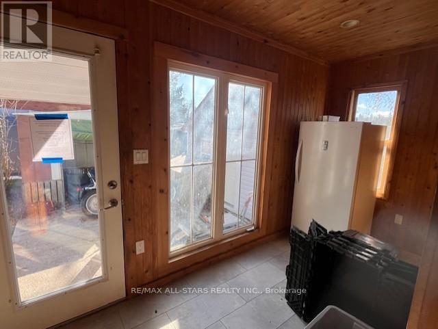 211 Burnt River Road, Kawartha Lakes, Ontario K0M 1C0 - Photo 4 - X12553102