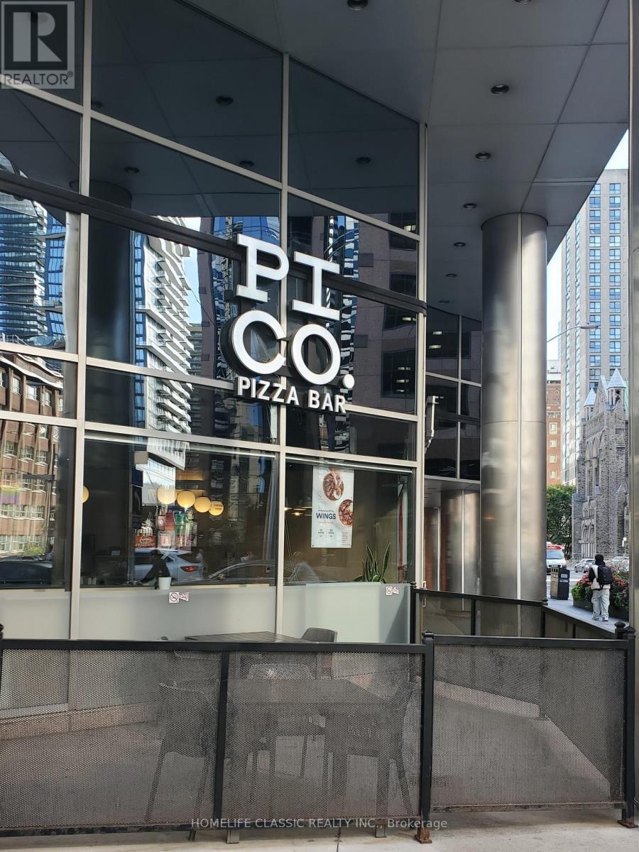 160 Bloor Street E, Toronto, Ontario  M4W 0A2 - Photo 9 - C12477346