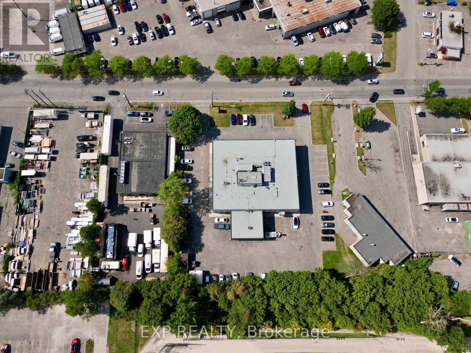 202 - 1600 Laperriere Avenue, Ottawa, Ontario K1Z 8P5 - Photo 5 - X12553148