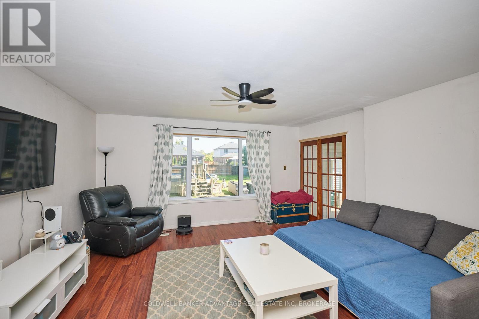 1123 Pelham Street, Pelham, Ontario  L3C 3E4 - Photo 18 - X12553068