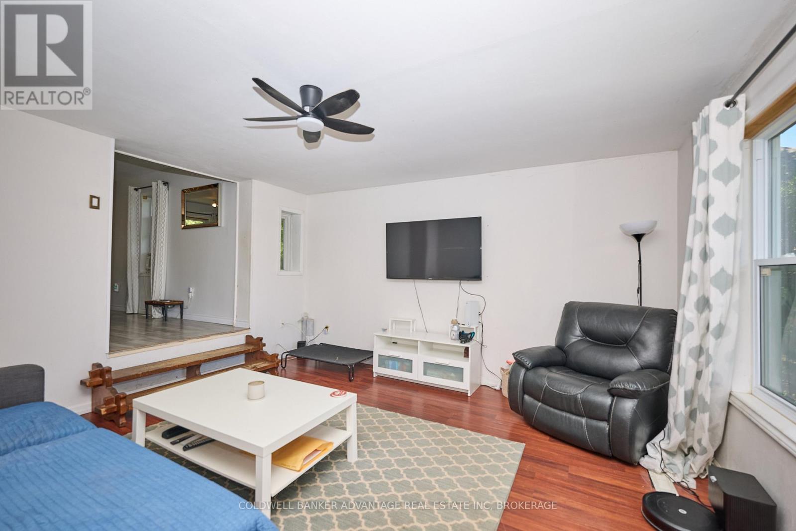 1123 Pelham Street, Pelham, Ontario  L3C 3E4 - Photo 20 - X12553068