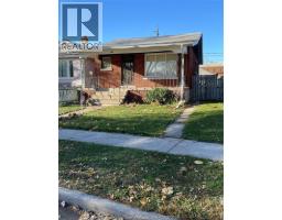 596 IRVINE, Windsor, Ontario