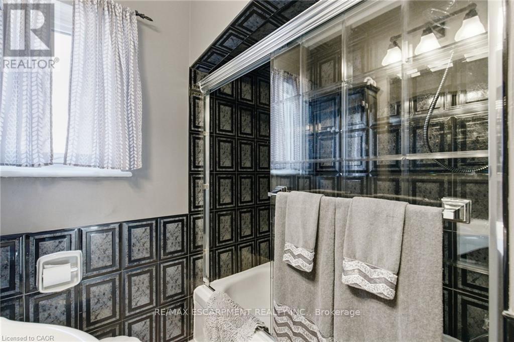 91 East 42nd Street, Hamilton, Ontario  L8T 3A2 - Photo 18 - X12552992