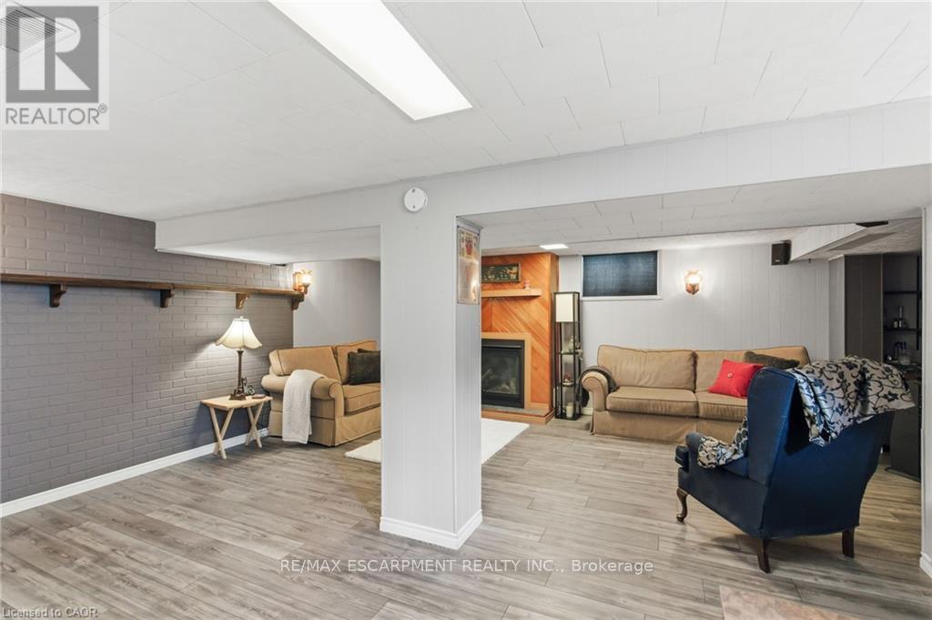 91 East 42nd Street, Hamilton, Ontario  L8T 3A2 - Photo 29 - X12552992