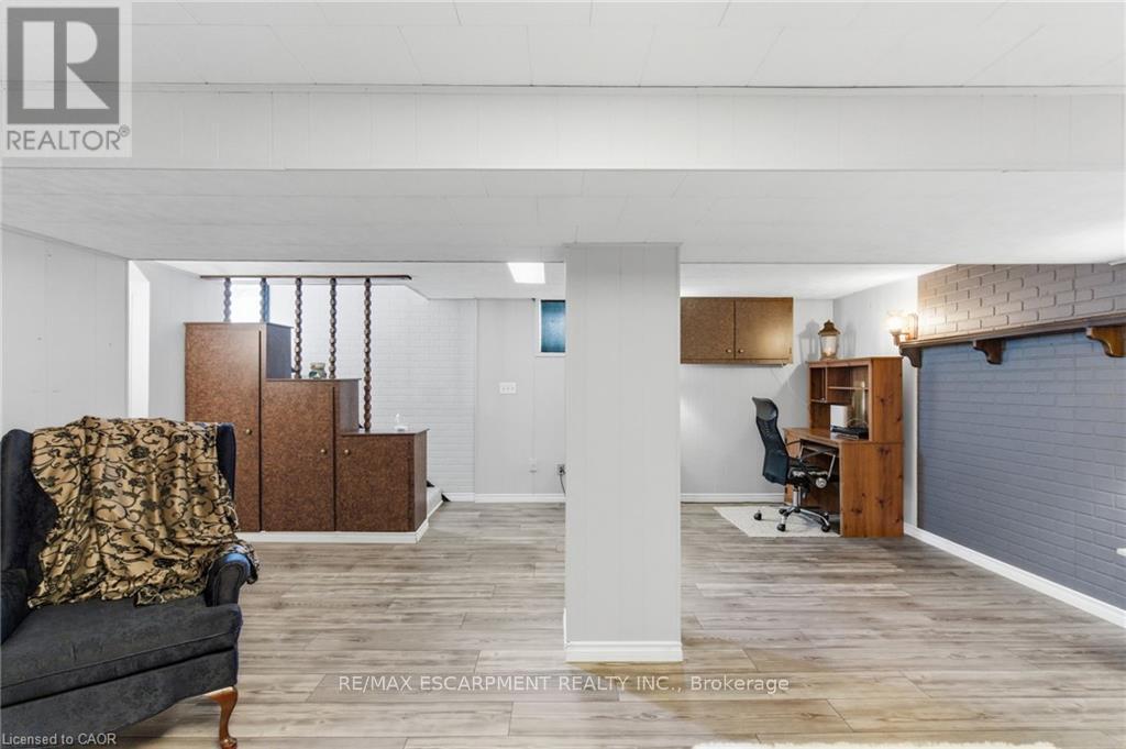 91 East 42nd Street, Hamilton, Ontario  L8T 3A2 - Photo 33 - X12552992