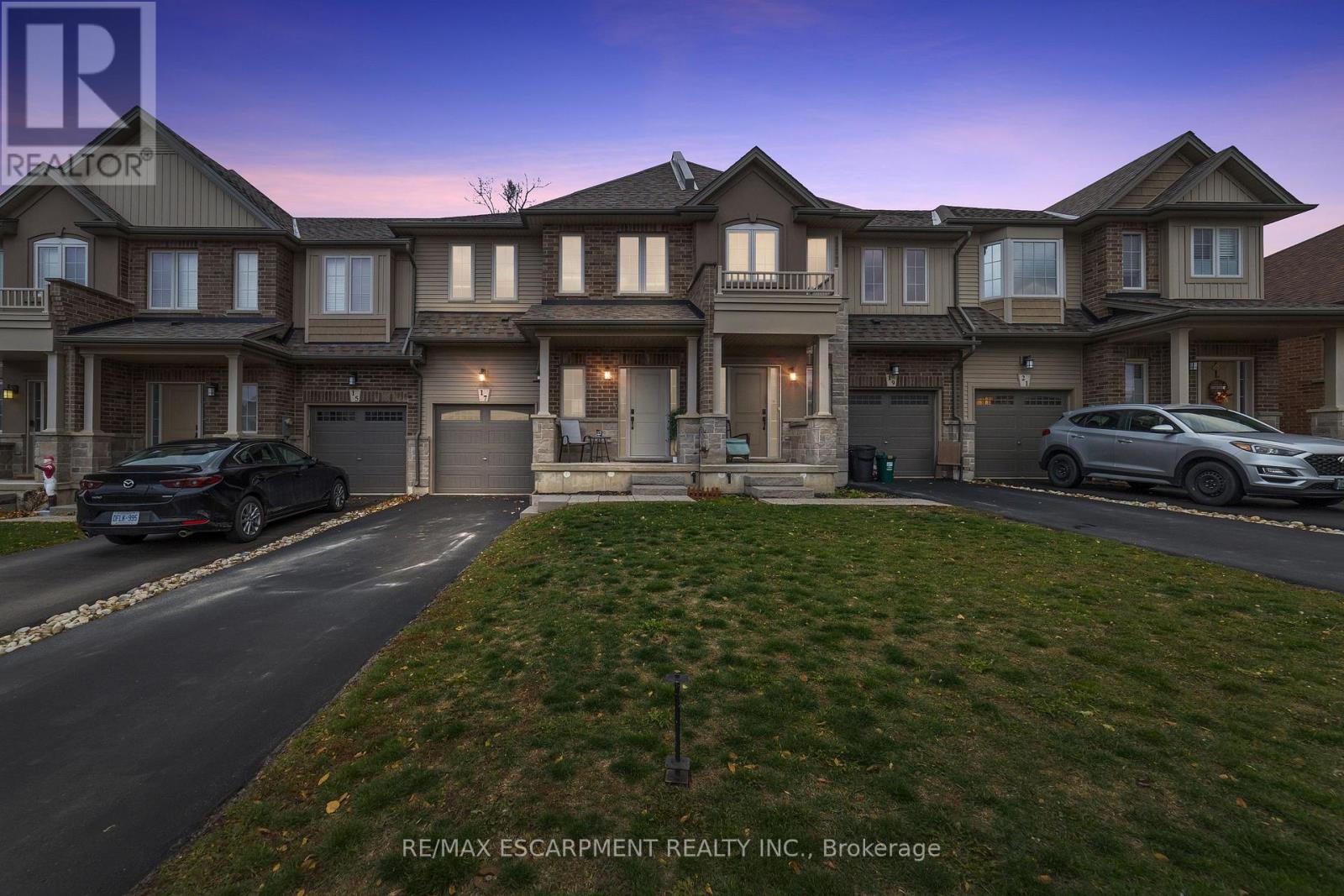 17 DENNIS DRIVE, West Lincoln, Ontario