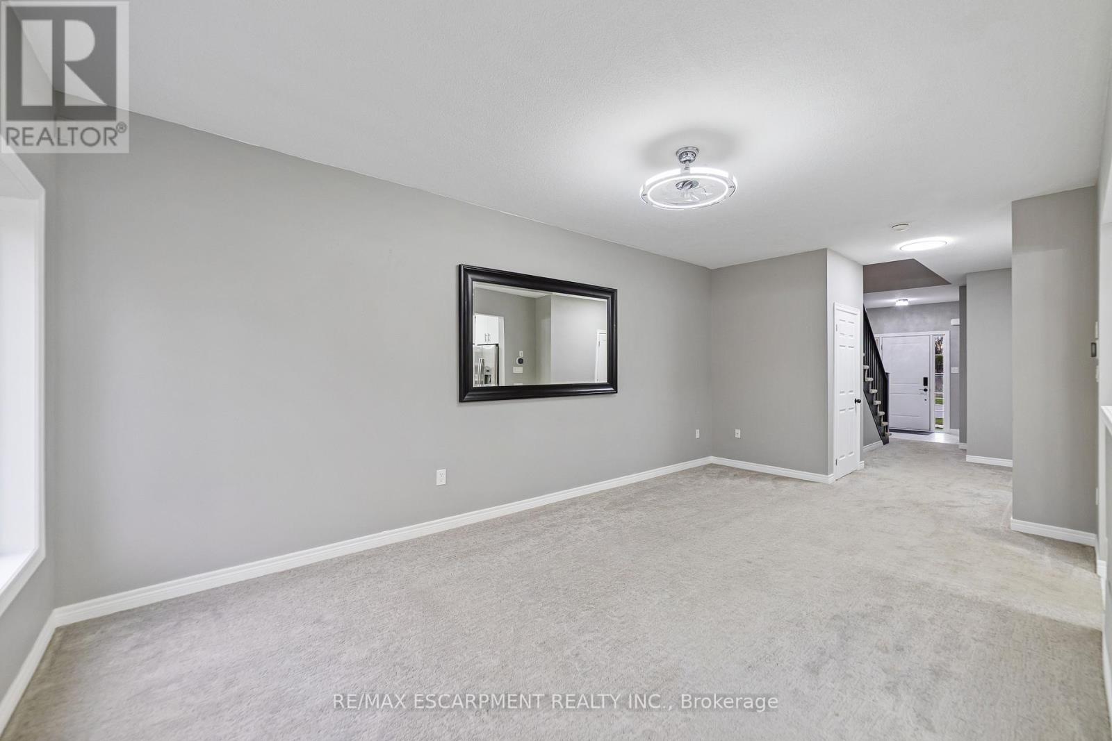 17 Dennis Drive, West Lincoln, Ontario  L0R 2A0 - Photo 11 - X12553022