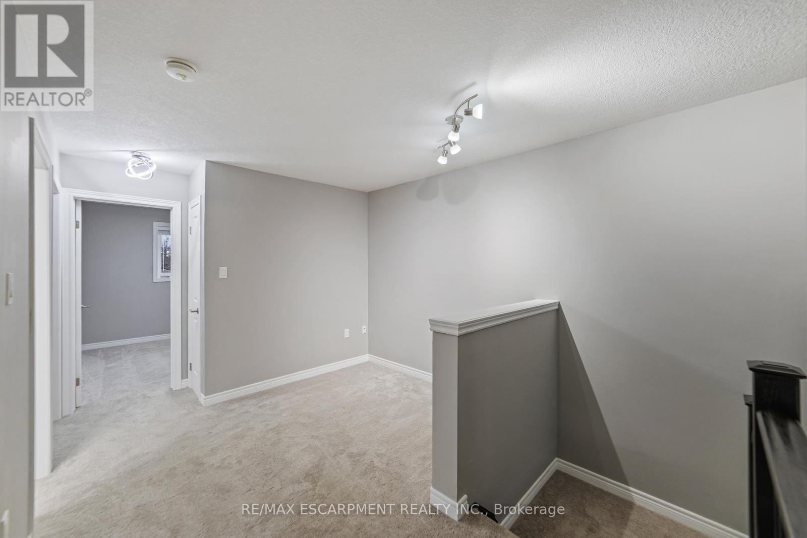 17 Dennis Drive, West Lincoln, Ontario  L0R 2A0 - Photo 17 - X12553022