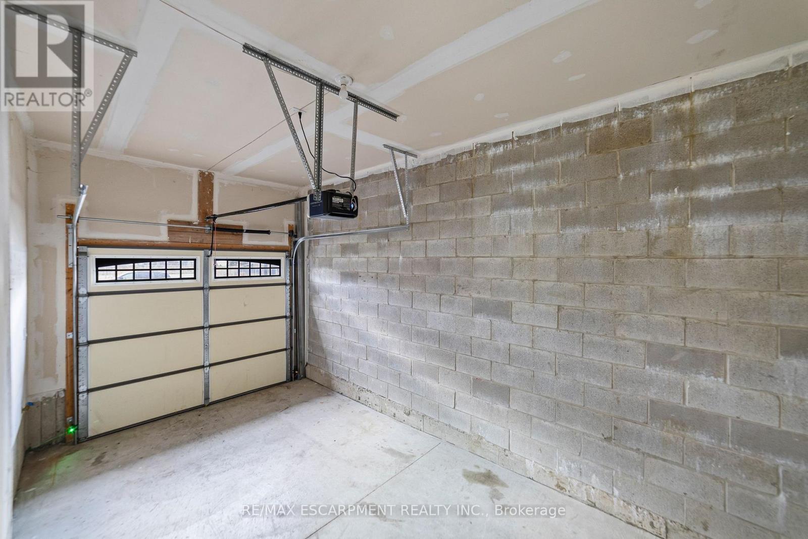 17 Dennis Drive, West Lincoln, Ontario  L0R 2A0 - Photo 37 - X12553022