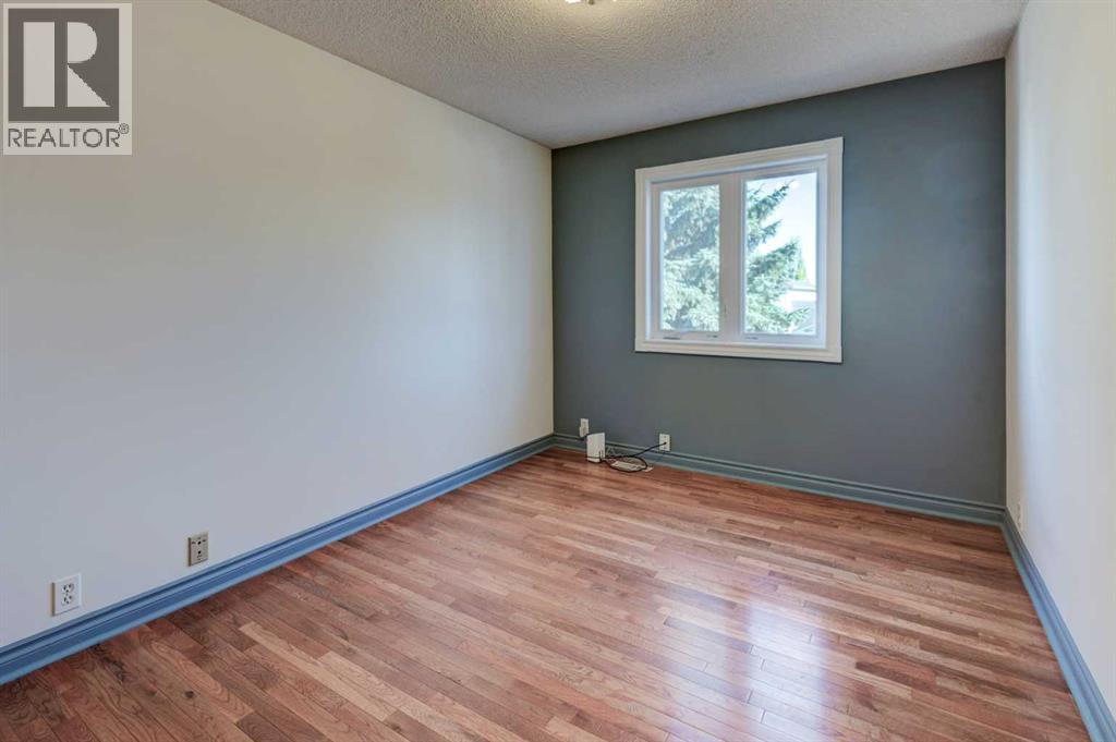 414 Mt Cornwall Circle Se, Calgary, Alberta  T2Z 2J6 - Photo 21 - A2269545