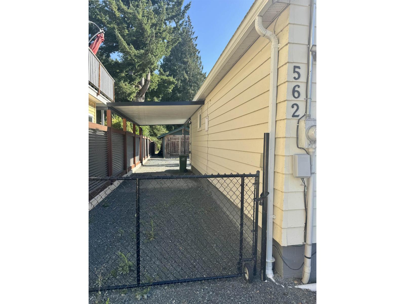 562 Lillooet Avenue, Harrison Hot Springs, Harrison Hot Springs, British Columbia  V0M 1K0 - Photo 7 - R3049039