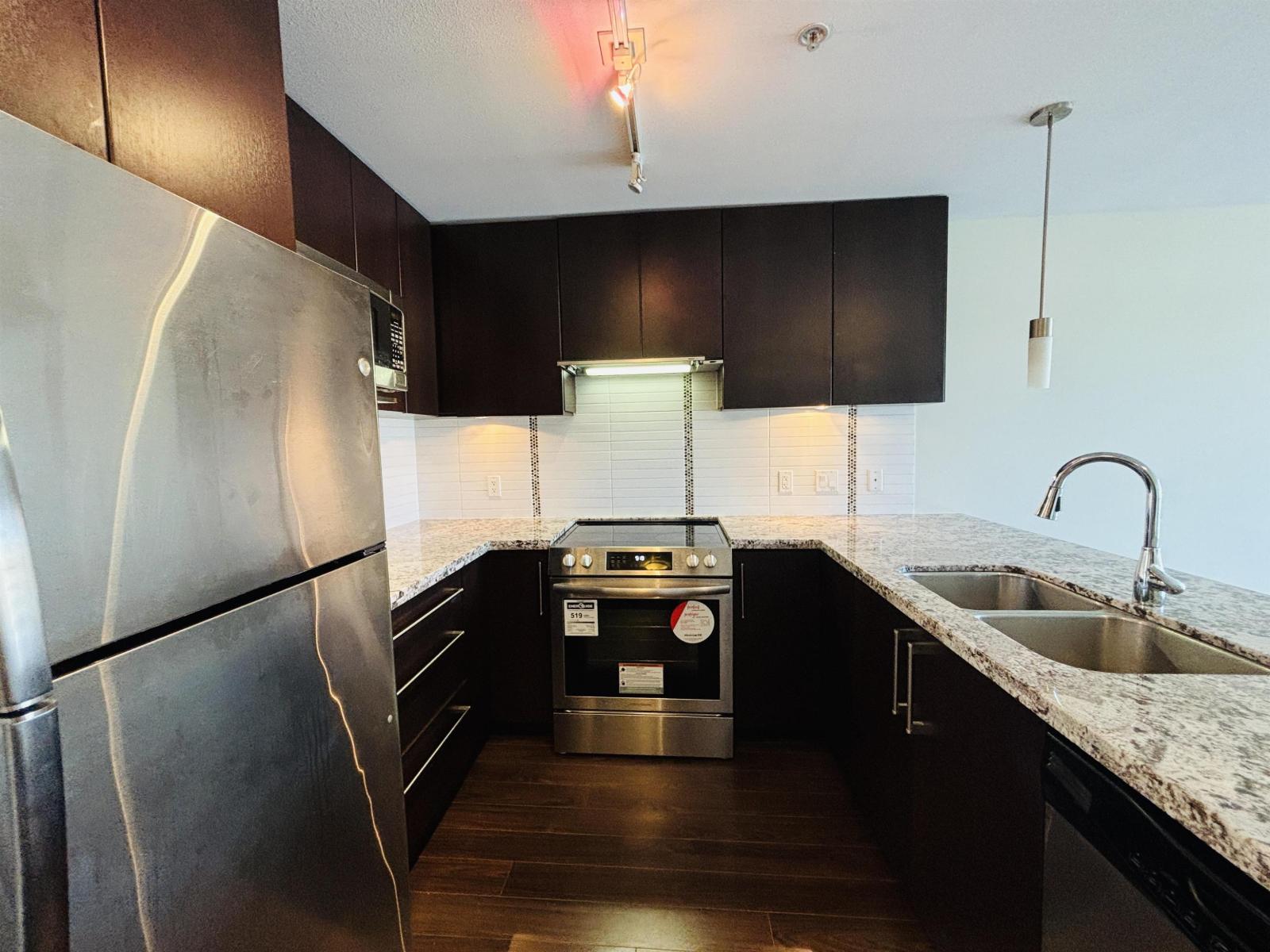 309 15775 Croydon Drive, Surrey, British Columbia V3Z 2L6 - Photo 9 - R3035162