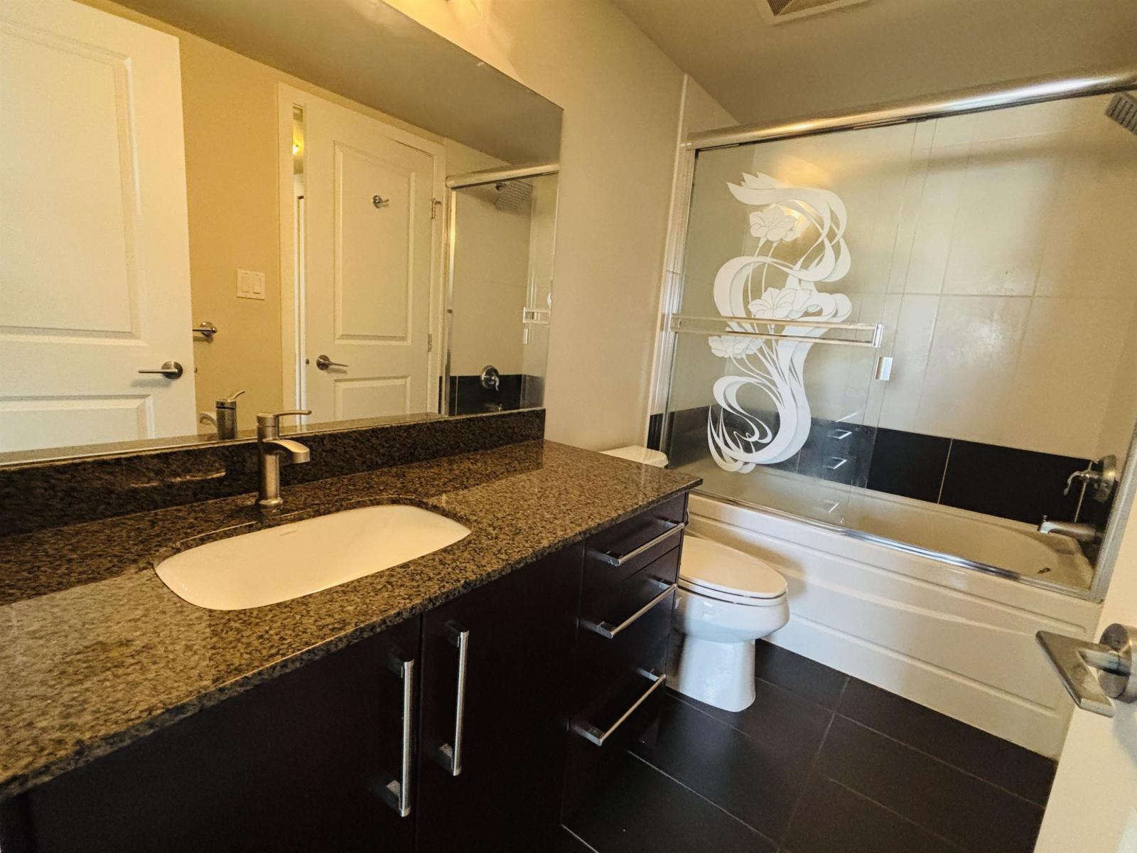 309 15775 Croydon Drive, Surrey, British Columbia V3Z 2L6 - Photo 11 - R3035162