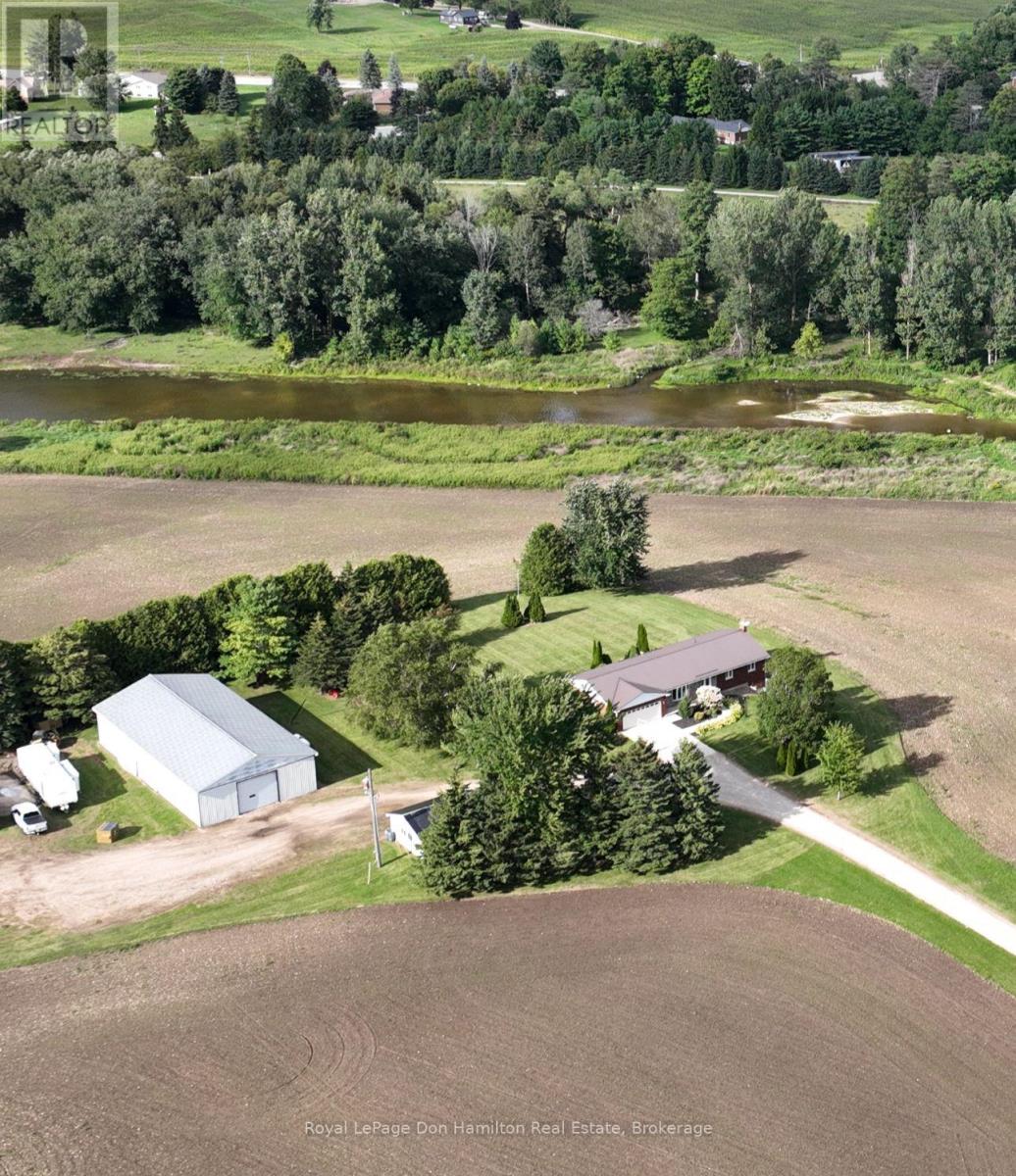 1009 Queen Street, Howick, Ontario  N0G 2X0 - Photo 1 - X12553132