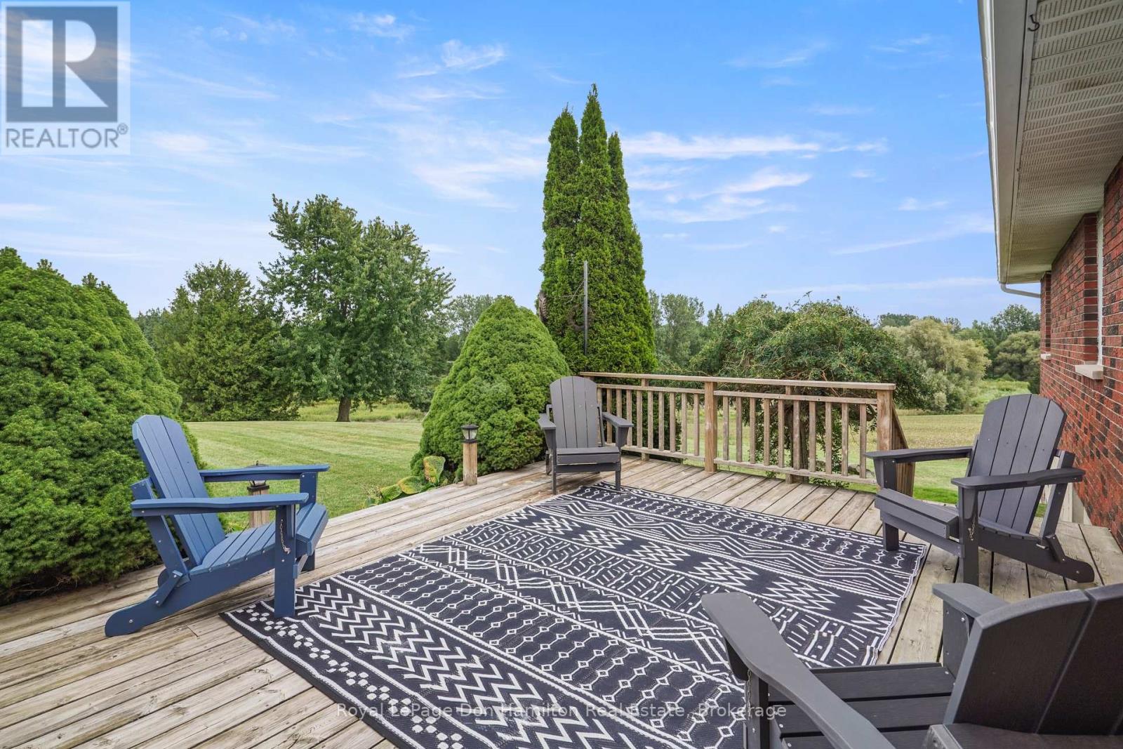 1009 Queen Street, Howick, Ontario  N0G 2X0 - Photo 37 - X12553132