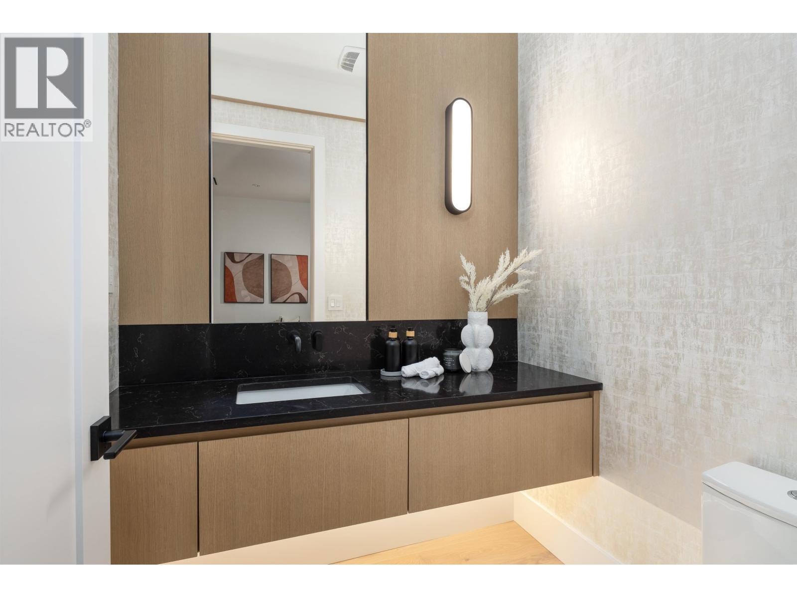 1419 Pipeline Place, Coquitlam, British Columbia  V3E 0V4 - Photo 16 - R3068030