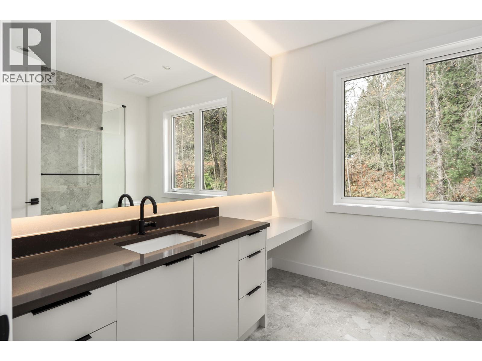 1419 Pipeline Place, Coquitlam, British Columbia  V3E 0V4 - Photo 30 - R3068030