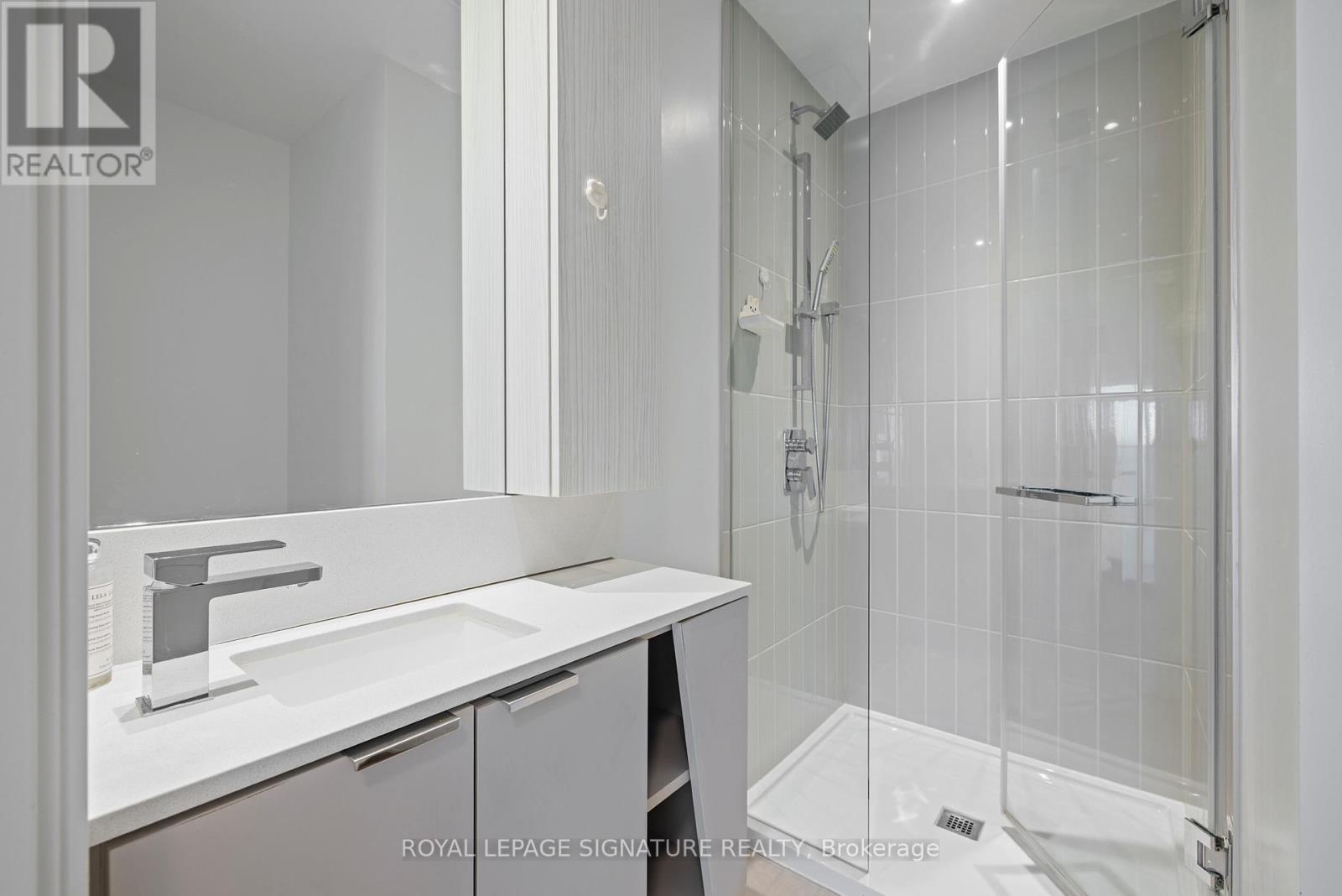 2105 - 3883 Quartz Road, Mississauga, Ontario  L5B 4M6 - Photo 5 - W12466501