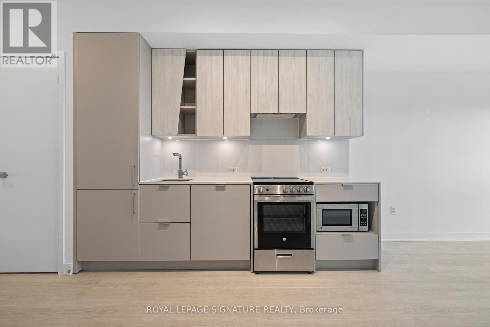 2105 - 3883 Quartz Road, Mississauga, Ontario  L5B 4M6 - Photo 9 - W12466501