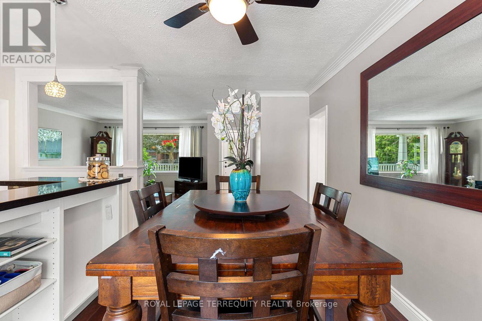 353 Kingsleigh Court, Milton, Ontario  L9T 1X6 - Photo 15 - W12393760