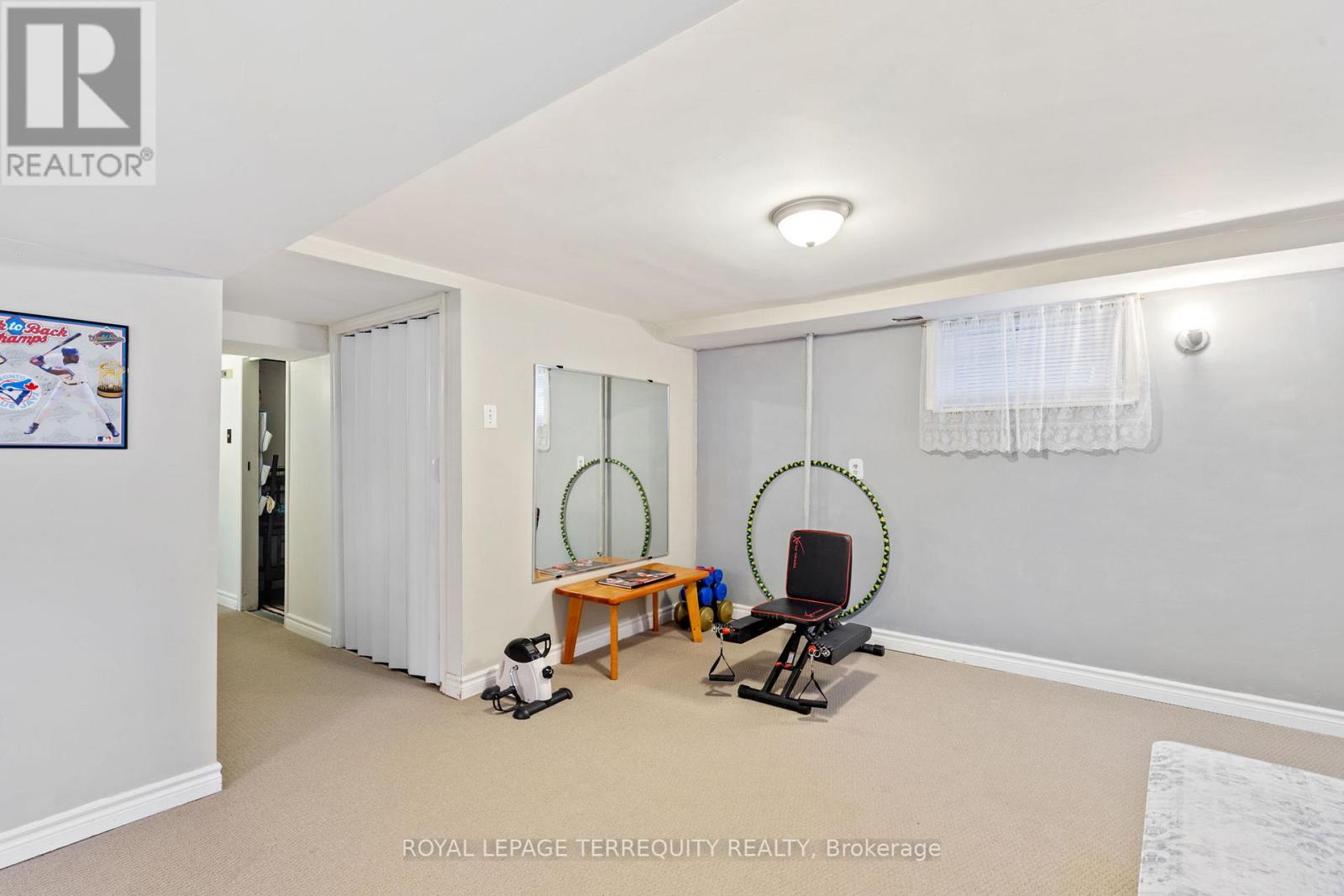 353 Kingsleigh Court, Milton, Ontario  L9T 1X6 - Photo 40 - W12393760