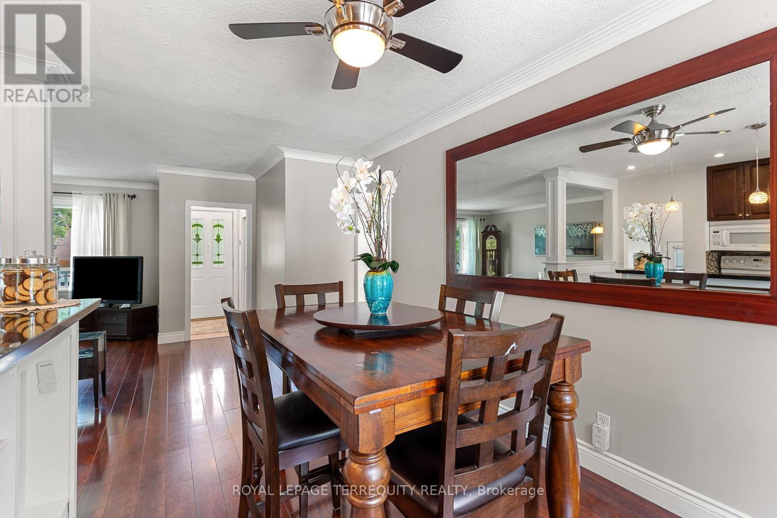 353 Kingsleigh Court, Milton, Ontario  L9T 1X6 - Photo 14 - W12393760