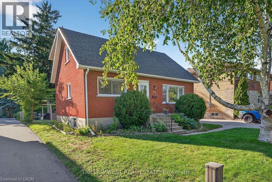 154 Montgomery Road, Kitchener, Ontario  N2H 3P6 - Photo 1 - 40788899