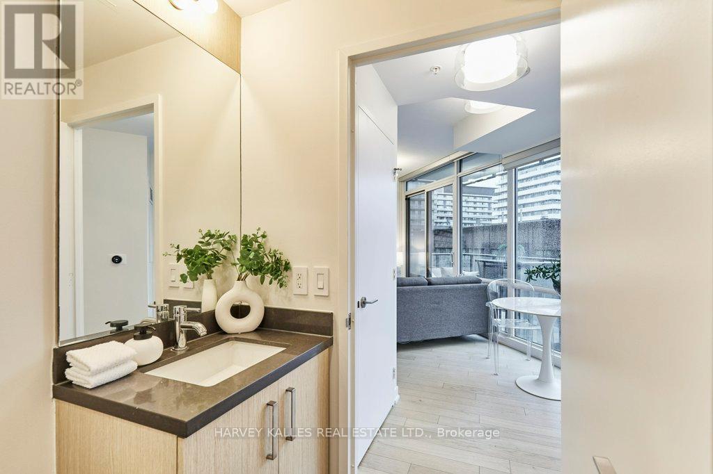 N204 - 120 Bayview Avenue, Toronto, Ontario M5A 0G4 - Photo 12 - C12553052