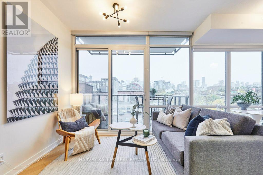 N204 - 120 Bayview Avenue, Toronto, Ontario M5A 0G4 - Photo 3 - C12553052