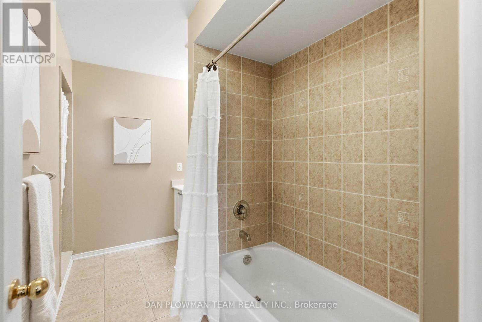 4 Boyd Crescent, Ajax, Ontario  L1Z 1Y2 - Photo 24 - E12553050