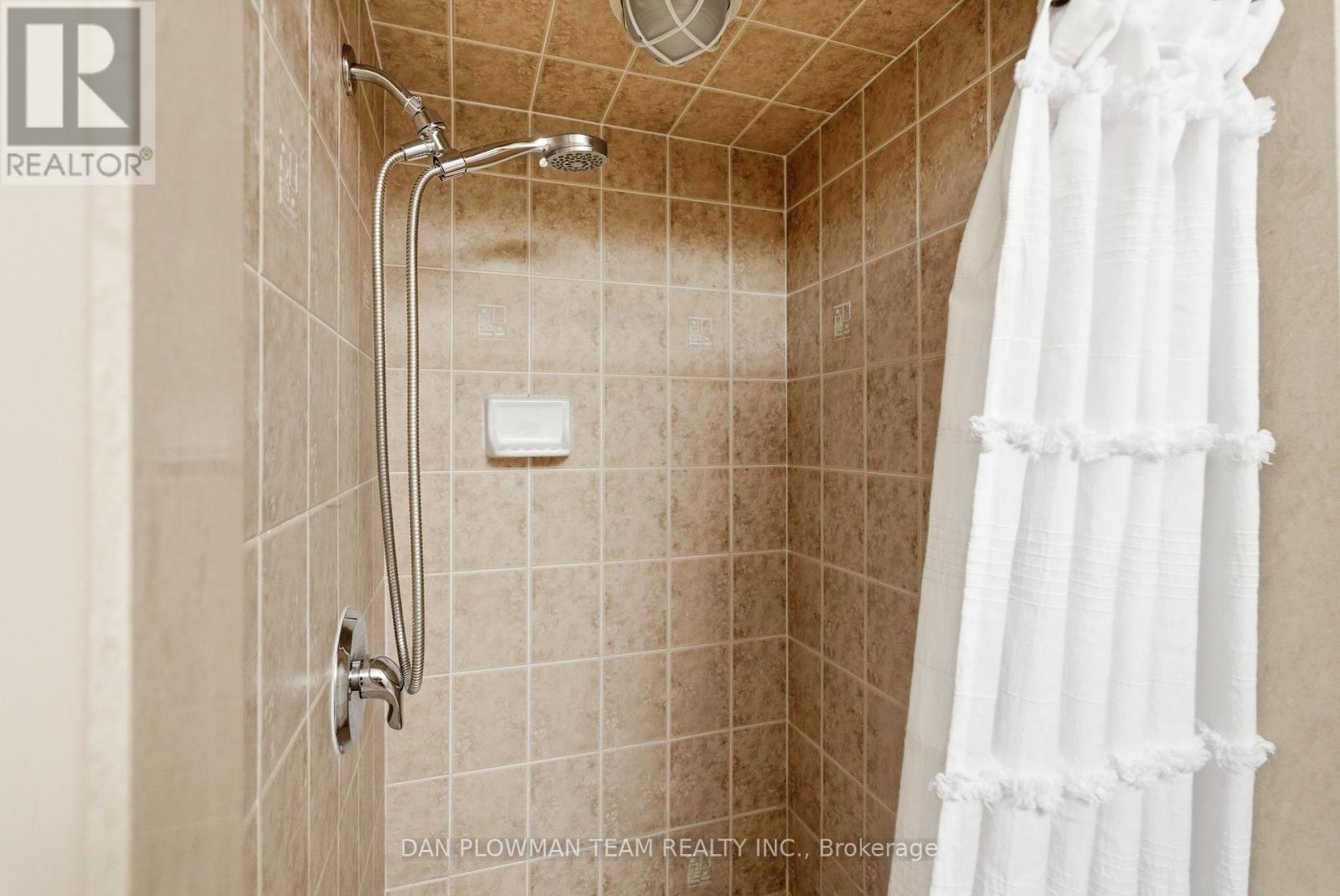 4 Boyd Crescent, Ajax, Ontario  L1Z 1Y2 - Photo 26 - E12553050