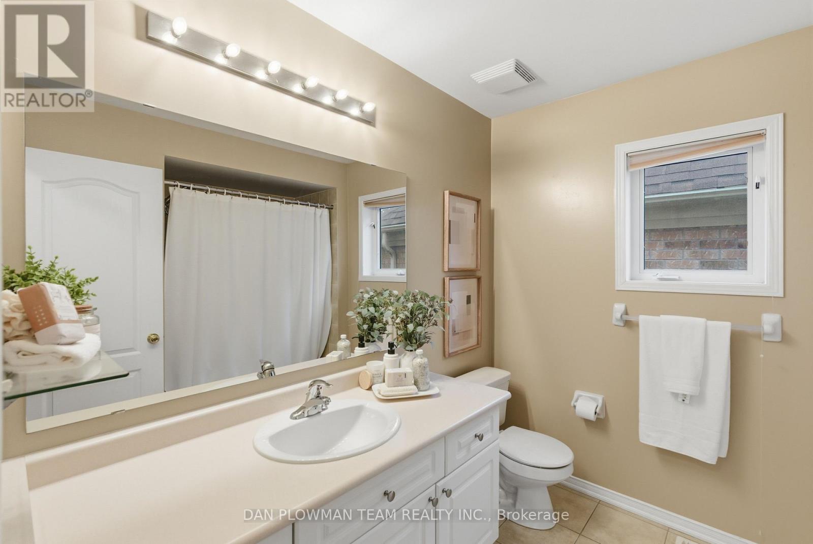 4 Boyd Crescent, Ajax, Ontario  L1Z 1Y2 - Photo 34 - E12553050