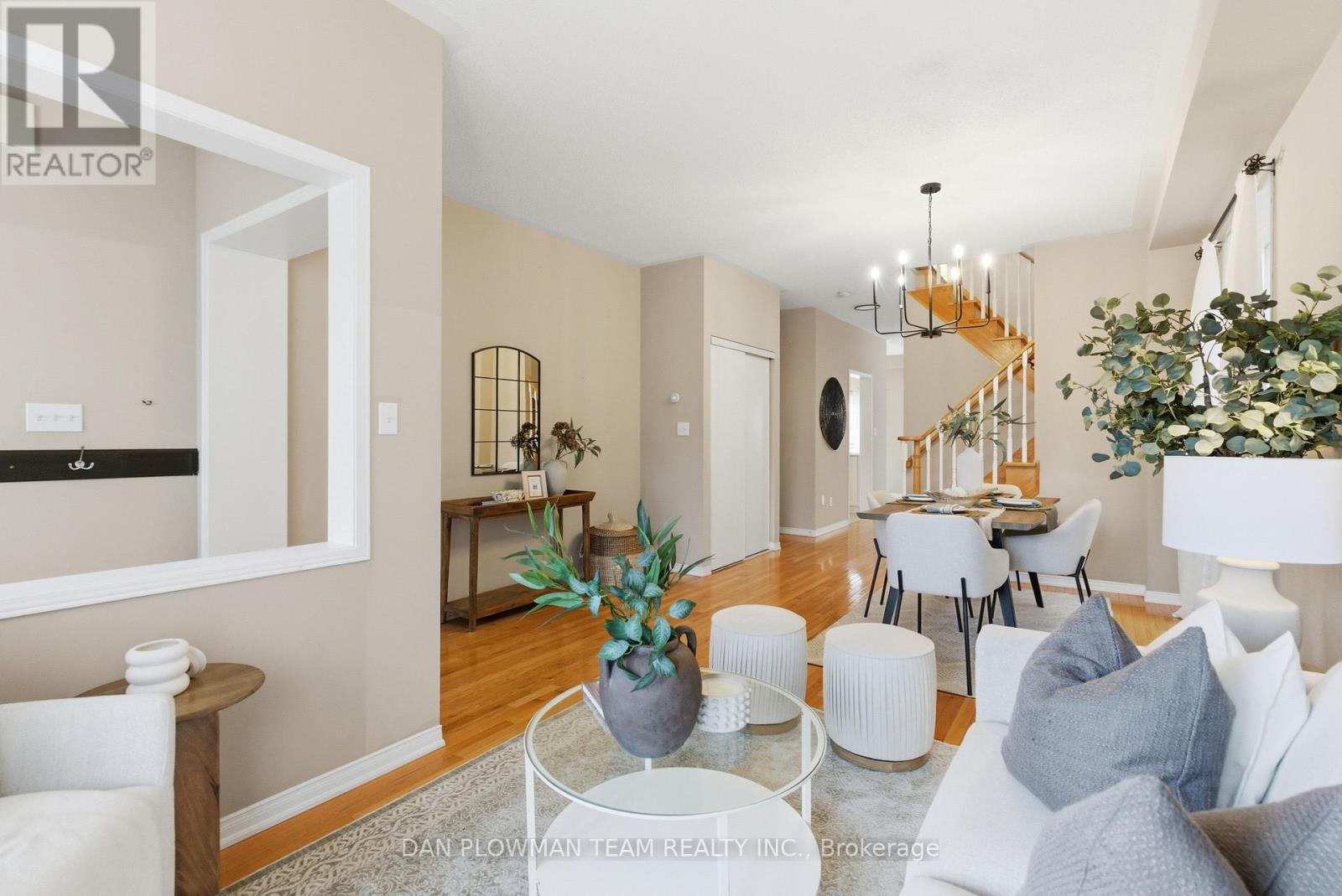 4 Boyd Crescent, Ajax, Ontario  L1Z 1Y2 - Photo 6 - E12553050