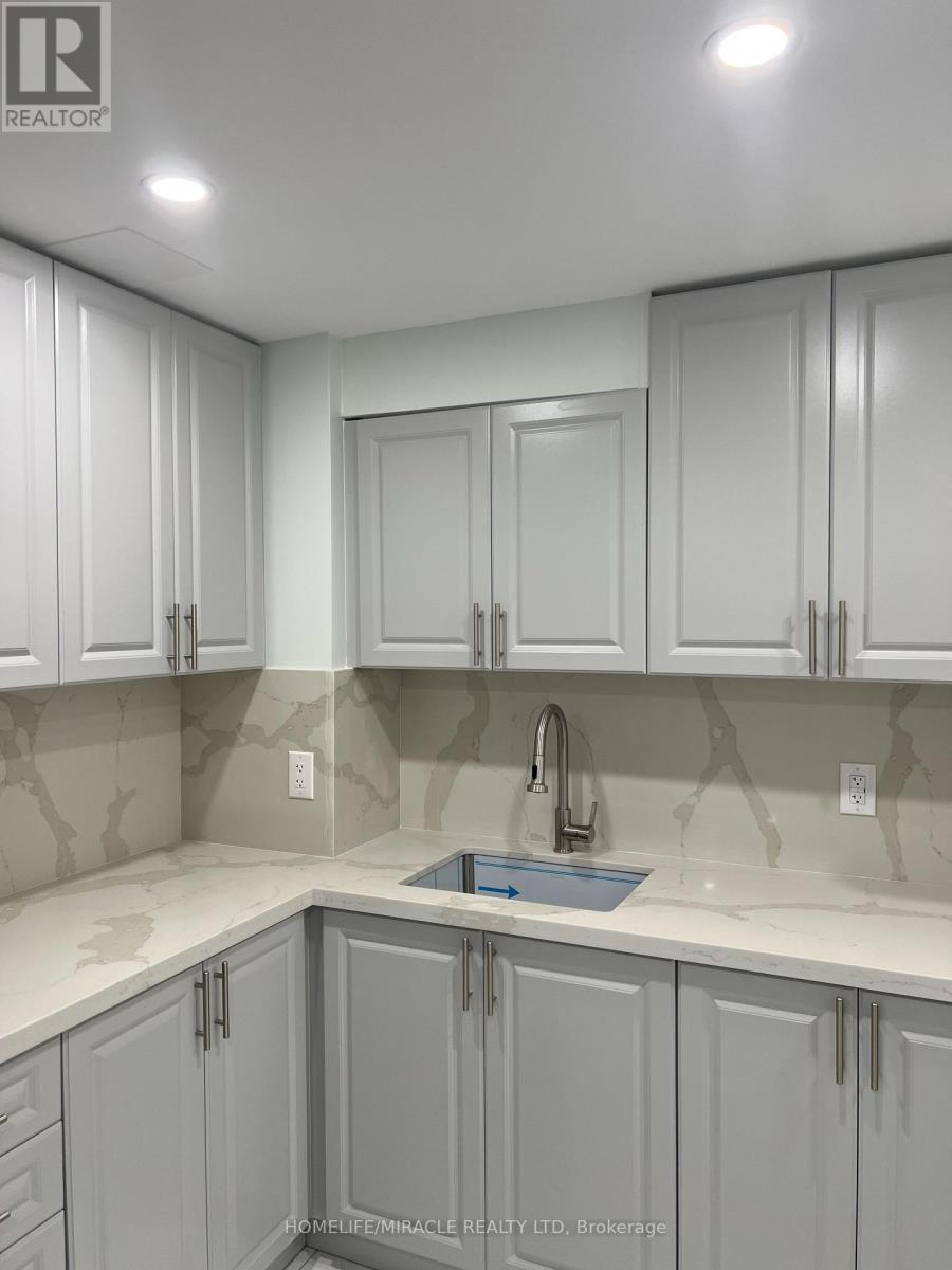 1430 Stillmeadow Lane, Pickering, Ontario  L1T 0N5 - Photo 7 - E12553066