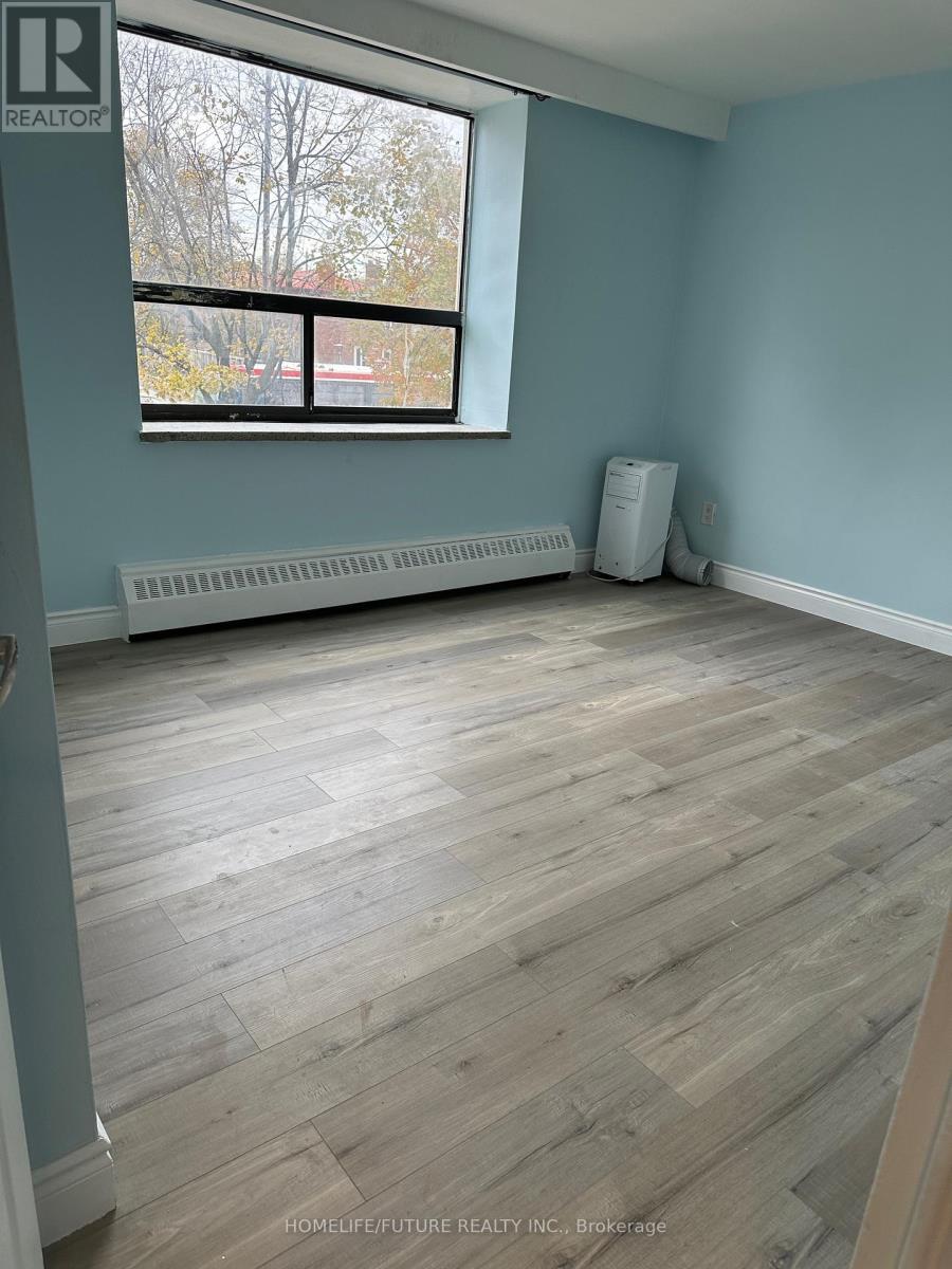 203 - 915 Midland Avenue, Toronto, Ontario  M1K 4G1 - Photo 13 - E12553086