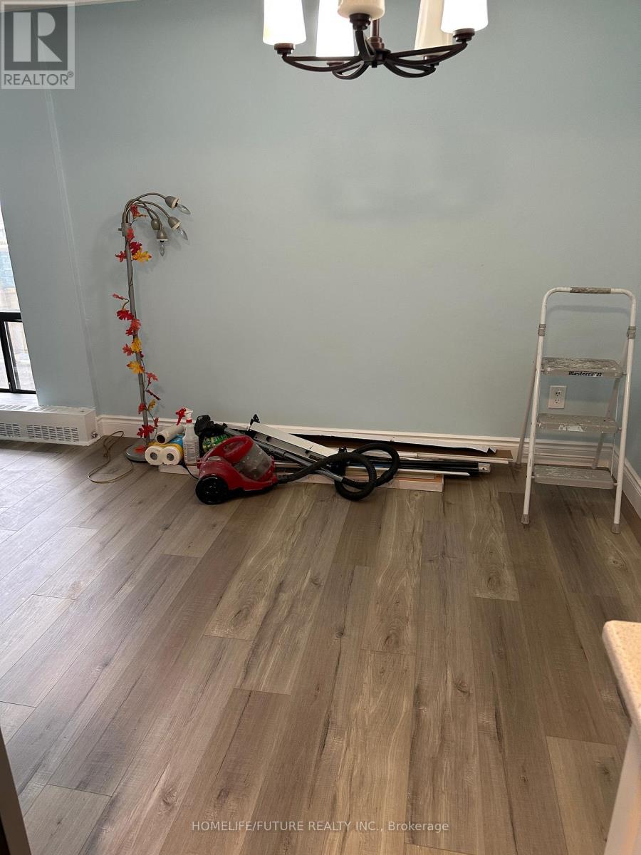 203 - 915 Midland Avenue, Toronto, Ontario  M1K 4G1 - Photo 5 - E12553086