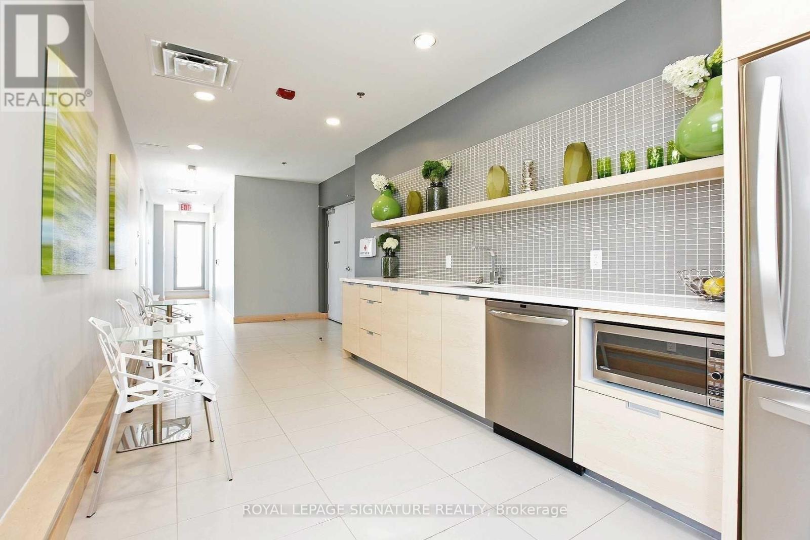 312 - 630 Queen Street E, Toronto, Ontario  M4M 1G3 - Photo 18 - E12553094