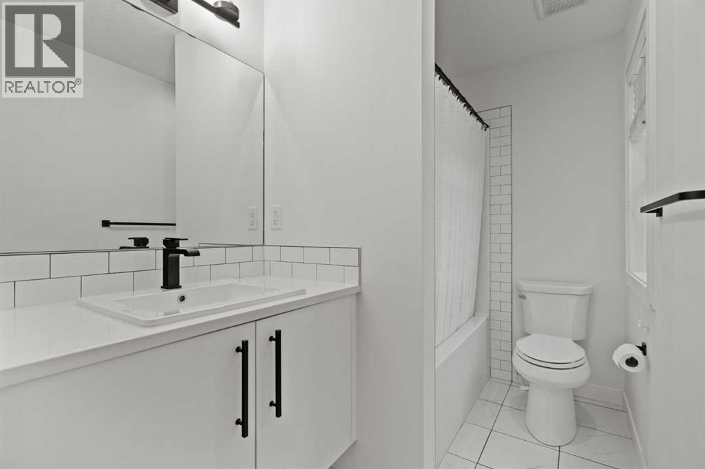 61 Carringsby Way Nw, Calgary, Alberta  T3P 1T4 - Photo 28 - A2271024