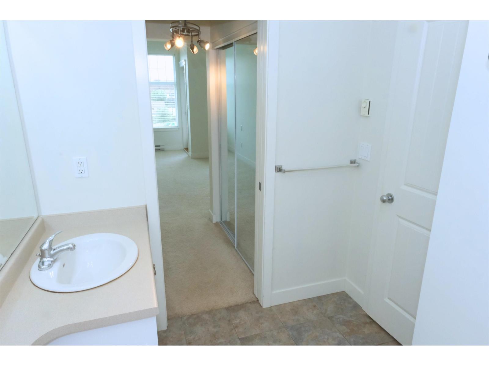 409 17712 57a Avenue, Surrey, British Columbia  V3S 1J1 - Photo 24 - R3067935