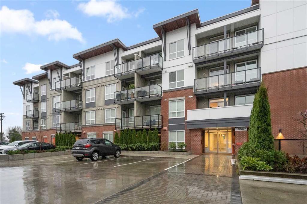 414 19567 64 AVENUE, Surrey, British Columbia