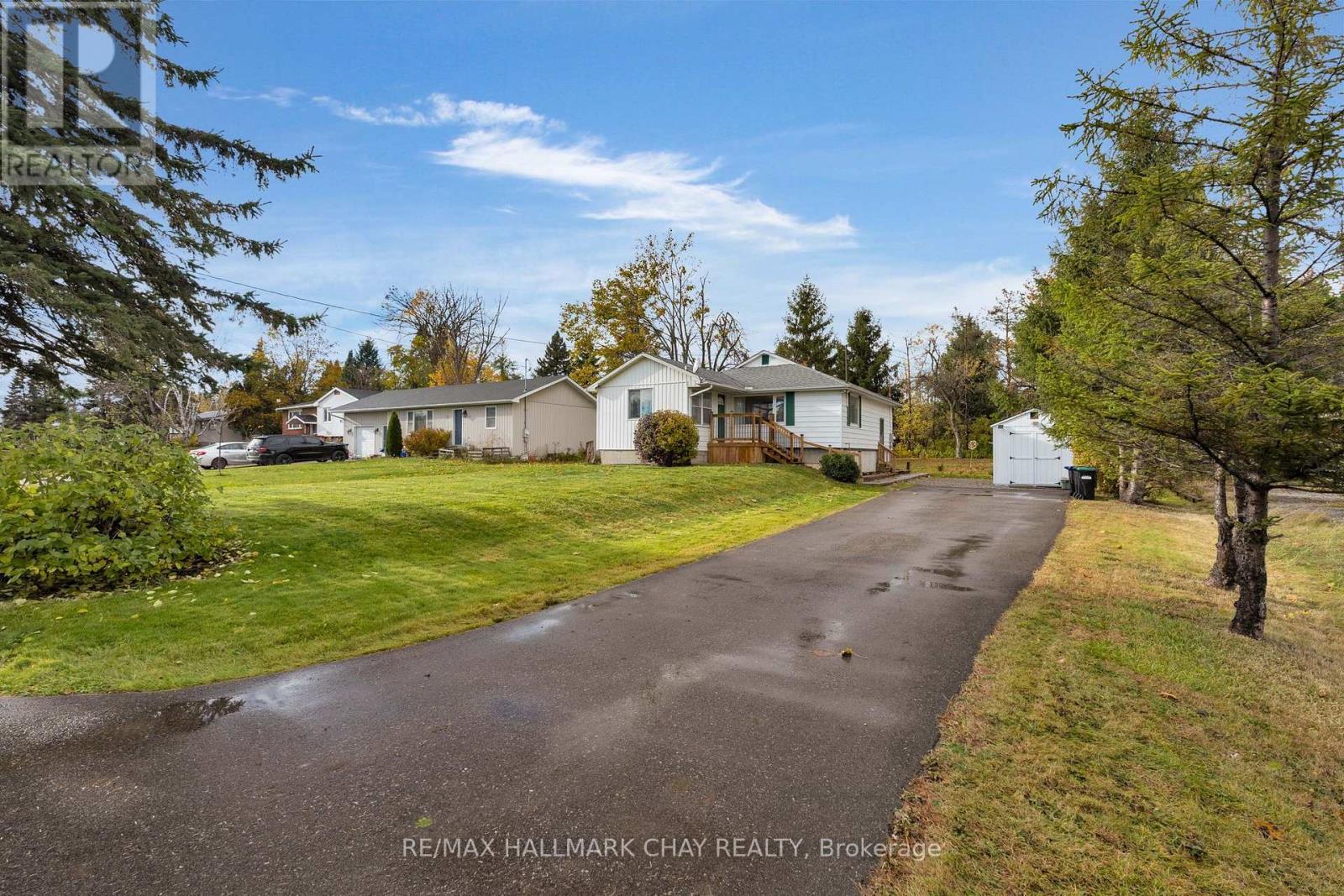 2344 11 Highway S, Oro-Medonte, Ontario  L0L 2L0 - Photo 2 - S12553034