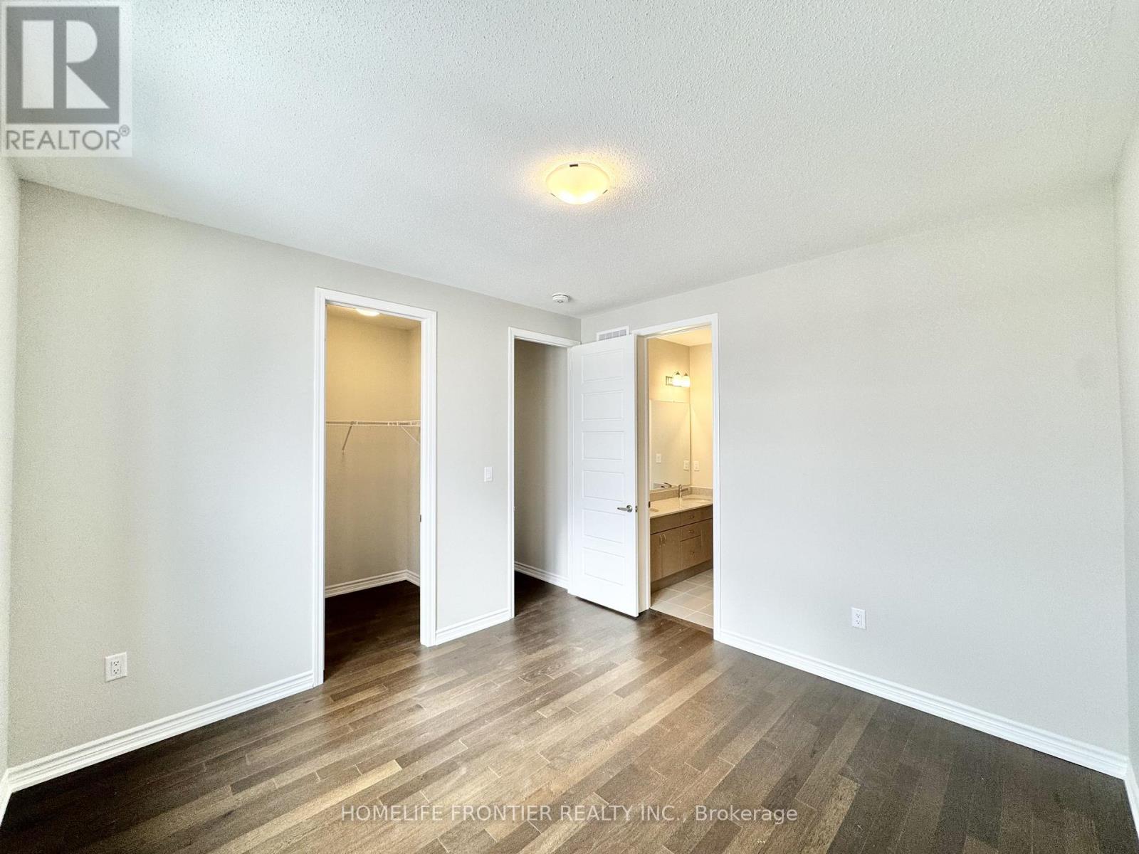 48 Gretzky Avenue, Barrie, Ontario  L9J 0B7 - Photo 18 - S12553048