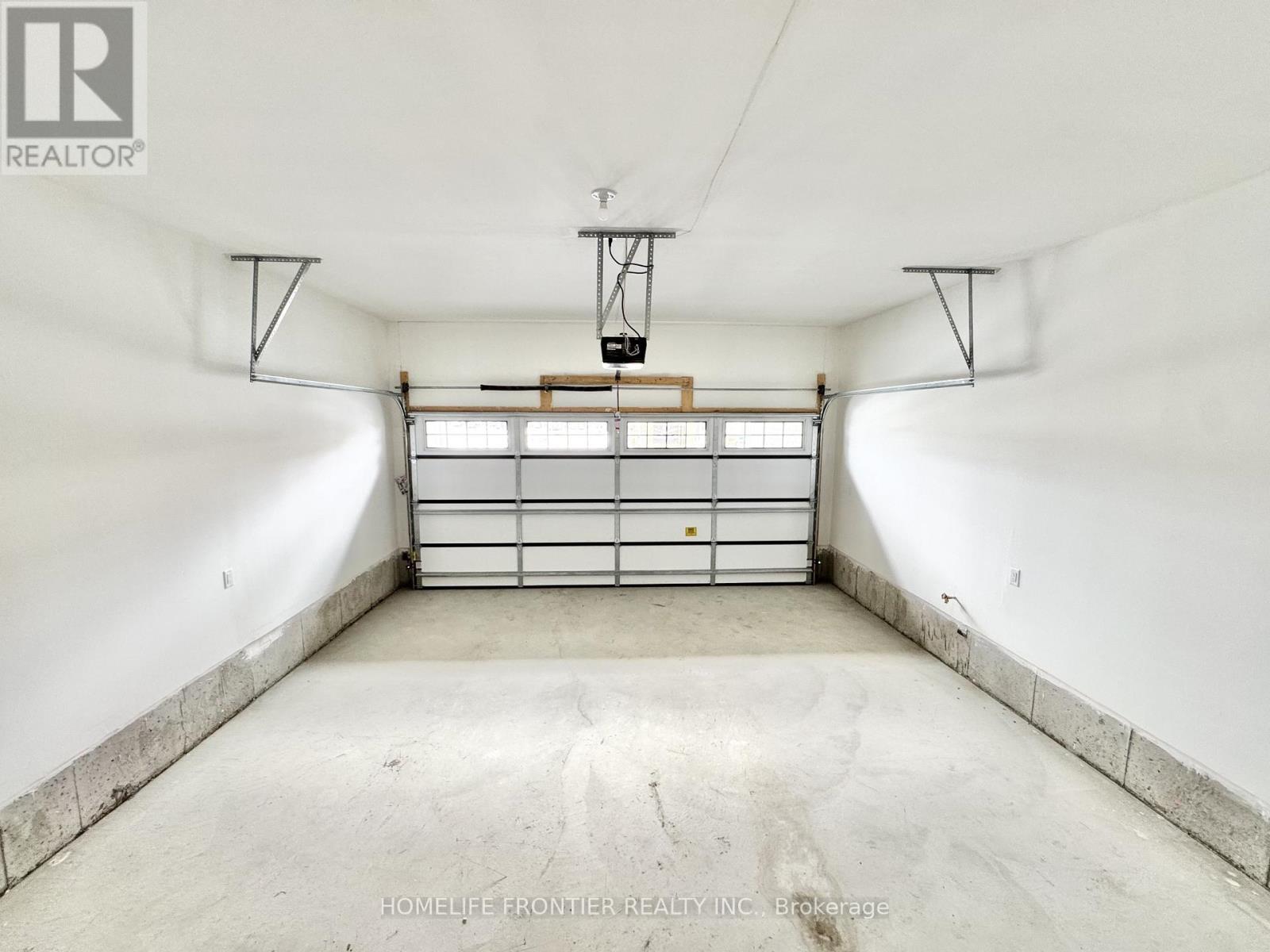 48 Gretzky Avenue, Barrie, Ontario  L9J 0B7 - Photo 28 - S12553048