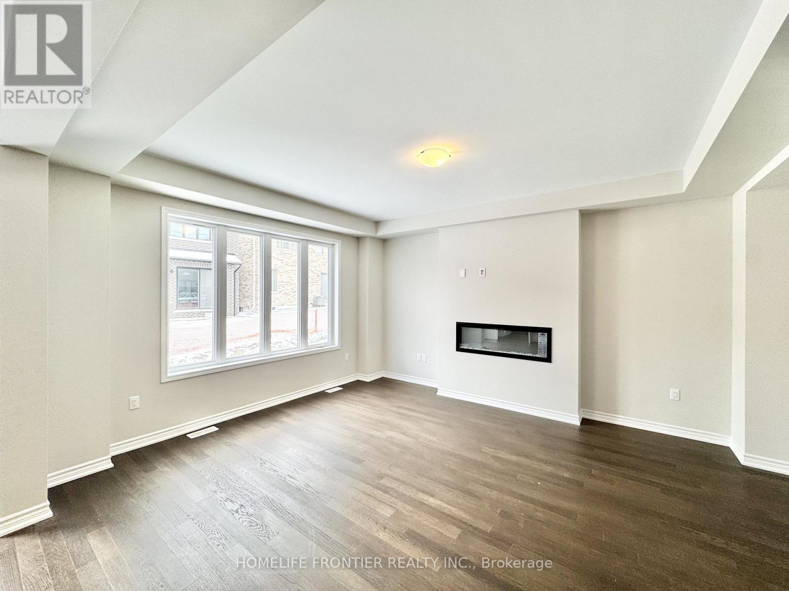 48 Gretzky Avenue, Barrie, Ontario  L9J 0B7 - Photo 3 - S12553048